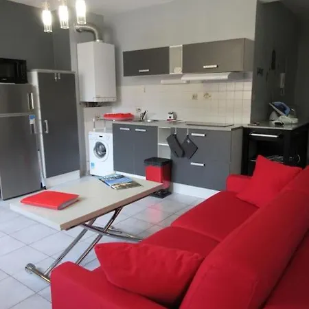 T2 Centre Ville, Wifi, Parking * Beziers